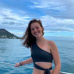 Meet your Posher, Hailey